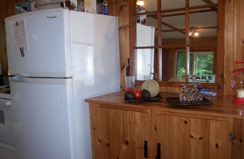 Dysart et al Cottage | Serenity On Straggle Lake - Harcourt, Ontario