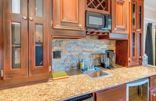 Wimbledon Falls Apartment | Shared Game Area! Tomball Apt 7 Mi to Downtown