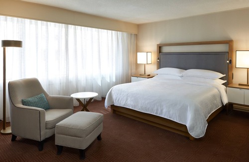 Byward Market - Parliament Hill Hotel | Sheraton Ottawa Hotel