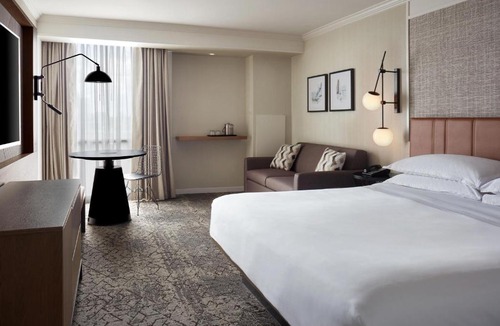 Unionville Hotel | Sheraton Parkway Toronto North Hotel & Suites