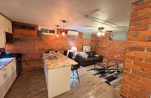 Sherman Hill Apartment | Sherman Hill Hide-a-way
