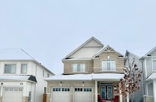 Centre Wellington House | Short Term Cozy stay in beautiful Fergus
