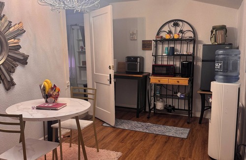 Mineral Wells Apartment | Simple, comfy room seconds to historic downtown and Texas Frontier trails.