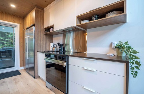 Saint Donat Ski Chalet | Ski In/Ski Out Spa, Babyfoot | Le Chouette Chalet