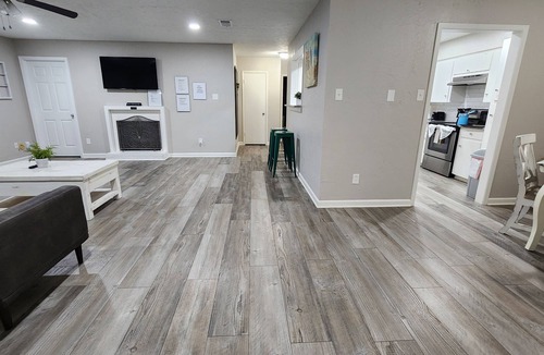 Longview House | Sky blue on Eden