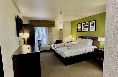 Tulsa Hotel | Sleep Inn & Suites Tulsa Central I-44