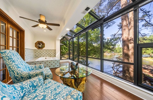 Rockwell House | Sleeps 18, Lakefront, Fire Pit, Private Dock