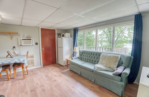 Frontenac Cabin | Small Cottage Charming 2-Bed Cottage: Your Lakeside Oasis for 4!