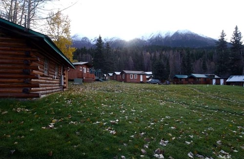 Cooper Landing Cabin | Small Group Cabin Ideal to Relax and Explore Nature in Alaska