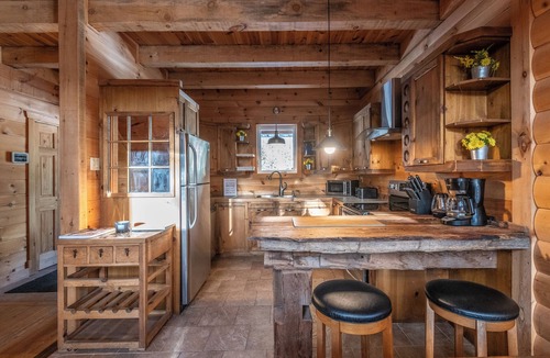 Saint Come Ski Chalet | Sommet-Val sT Come- Billiards- Spa-Rustic