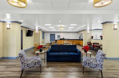 Fairbanks Hotel | Sonesta Essential NW Houston