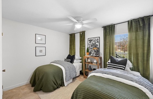 College Station Apartment | Sophisticated 2BR 2BA by TAMU, King Bed, Washer & Dryer, Smart TV
