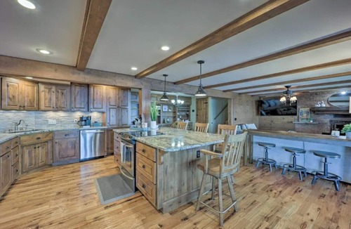 Tia Juana House | South Grand Lakefront w/Hot Tub, Dock & Game Room
