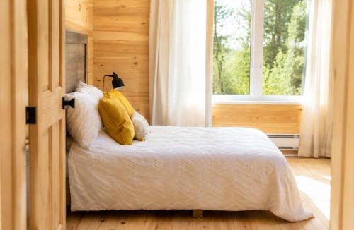 Lac-du-Cerf Ski Chalet | Spa & Lake Access - Nature Grand Lac-du-Cerf