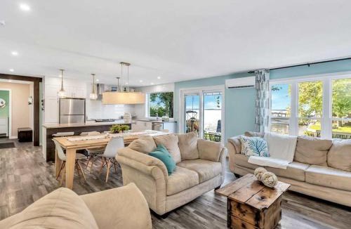 Saint-Anicet Ski Chalet | Spa & WaterFront - Chalet Beau-Lac de Campagne
