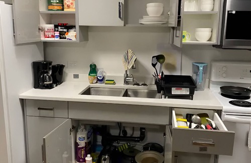 Saskatoon House | Spacious 2 bed basement suit in quite neighborhood