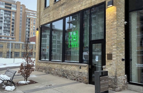 Waterloo Apartment | Spacious 2BR + Sofa Bed | Walk to Laurier & Uptown | Free Parking