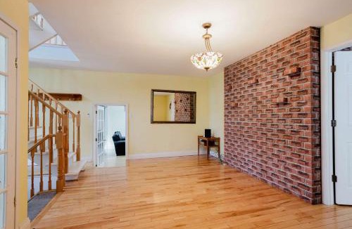 Bobcaygeon House | Spacious 3-Bedroom Main House in Bobcaygeon #12