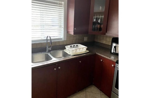 Montreal House | Spacious 3BR Home - 20 mins to/from YUL Intl. Airport