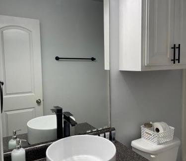 Tulsa House | Spacious 3BR Home Fast Wifi 7 min From Downtown