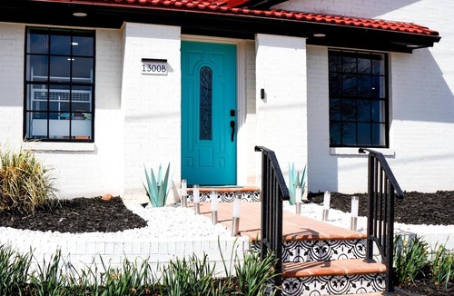 Clinton House | Spacious 3BR Home in Clinton. Weekly & Monthly Discounts Available!