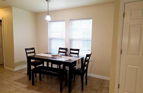 West Arlington House | Spacious 3BR Near ATT Stadium - FIFA WorldCup2026