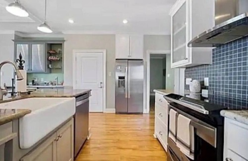 Cameron Parish House | Spacious 4-bedroom home on quiet Gulf Coast beach
