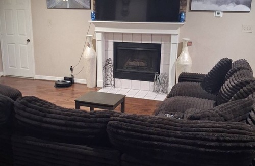 Atascocita House | Spacious 4-bedroom house in peaceful Humble with WiFi, AC