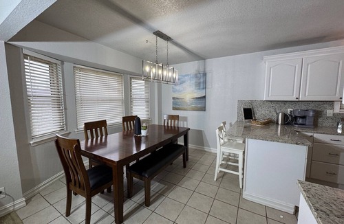 Sand Springs House | Spacious 4 bedroom house in Sand Springs where elegance meets comfort.
