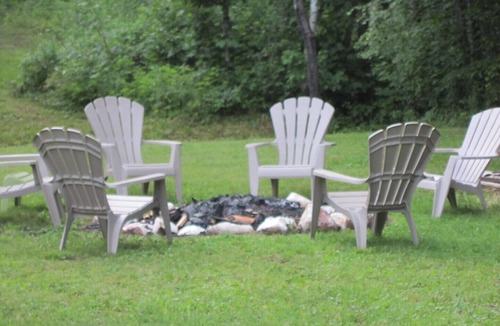 Algonquin Highlands Cottage | Spacious 4 Bedroom Child Friendly Cottage Escape Close to Algonquin Park