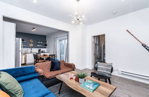 Mercier-Hochelaga-Maisonneuve Apartment | Spacious 4BR w/Parking & Metro