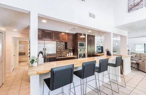 Marshall Ford Vista House | Spacious 5-bedroom, 4 Bath home: Pool, AC, WiFi ,and more near fabulous Austin.