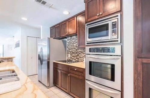 Marshall Ford Vista House | Spacious 5-bedroom, 4 Bath home: Pool, AC, WiFi ,and more near fabulous Austin.