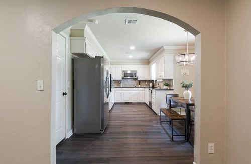 Central Oklahoma City House | Spacious 5BR Retreat Near Lake Hefner – Sleeps 12 + 2 car Garage