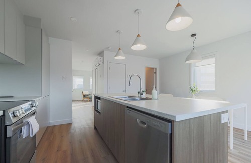 Granby Apartment | Spacious apartment in the heart of Granby!