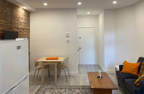 Plateau Mont Royal Apartment | Spacious apartment - M.&. M. C. Tourista.