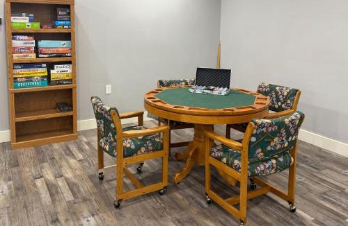Omaha House | Spacious Barndominium Near Branson w/Game Rooms