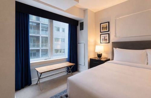 Church and Wellesley Apartment | Spacious Downtown 2BR Apartment for Four