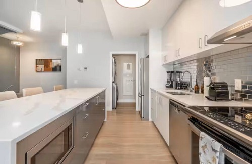 Winnipeg Condo | Spacious Executive 2-Level Condo | 2 Bed | 1.5 Bath|