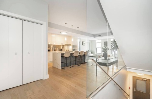 Winnipeg Condo | Spacious Executive 2-Level Condo | 2 Bed | 1.5 Bath|