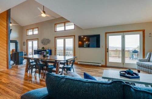 Hammondsport House | Spacious Hammondsport Home on 6 Acres w/Lake View