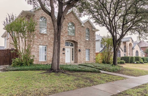 North Central Carrollton House | Spacious home~quiet neighborhood ~ nr downtown