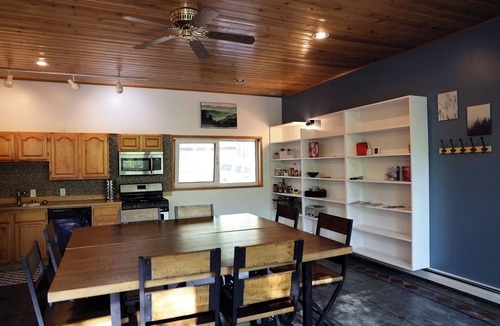 Fairbanks Bed & Breakfast | Spacious, Inviting, and Beautiful 4 Bedroom Home