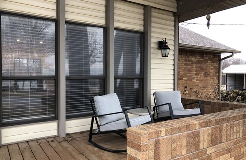 Adair House | Spacious Lake View with Chef's Kitchen! Two minute walk to lake.