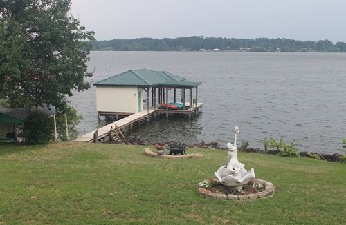 Chandler House | Spacious lakefront home with private dock and 2 living areas.