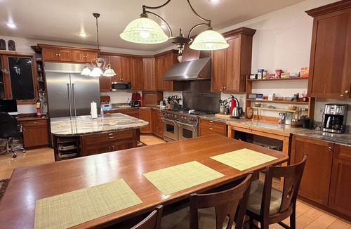 Fishhook Cabin | Spacious Lodge surrounded by trails at Government Peak