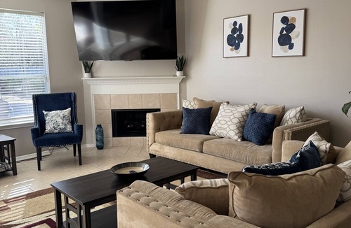 Louetta House | Spacious Mid Term Family Home In SPRING with Heated pool & Hot Tub.