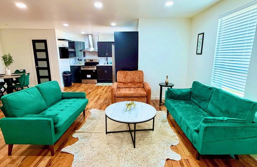 Central Oklahoma City House | Spacious Modern Glam House Minutes To Downtown