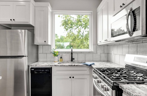 Tulsa House | Spacious New Construction with Dual Primary Suites