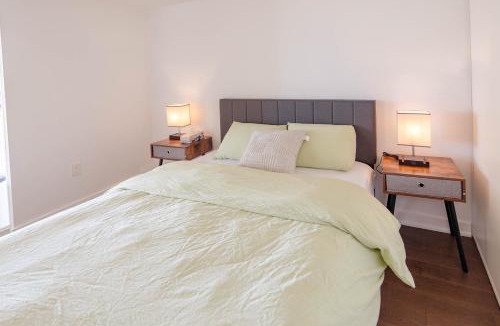 CityPlace Apartment | Spacious Parkview 2Bed 2Bath Free Parking